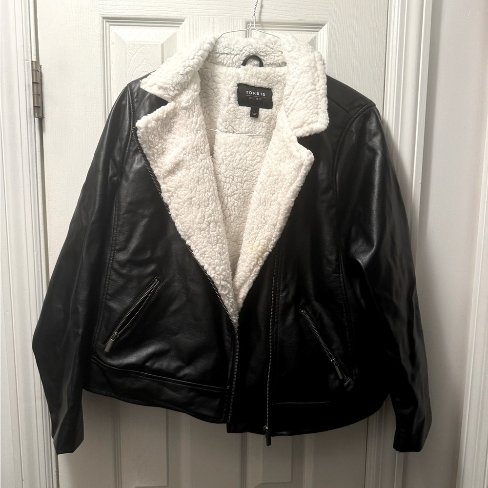 Torrid Size 1 Leather Sherpa Lined Jacket